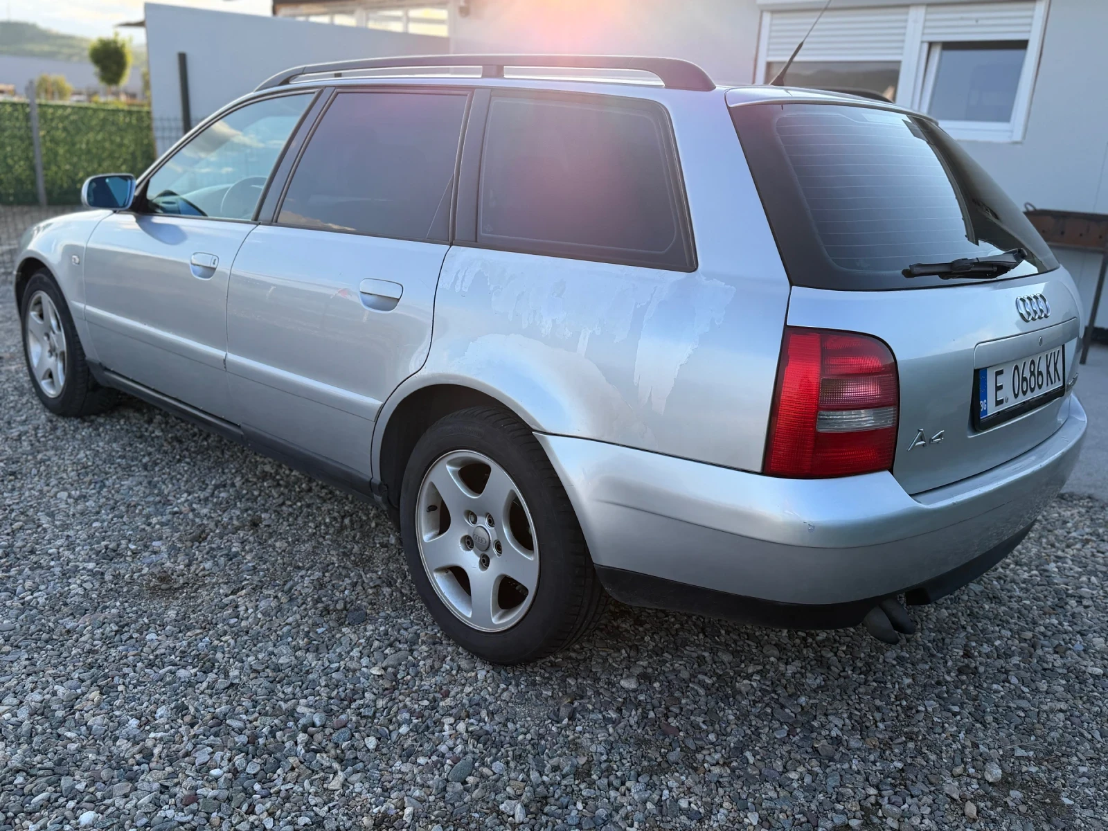 Audi A4 1.9 TDI / 110 К.С, снимка 4 - Автомобили и джипове - 54663655