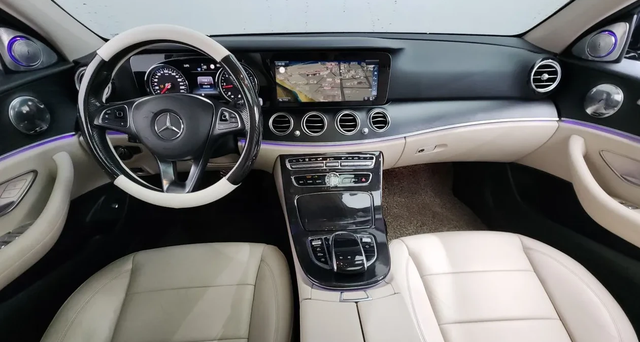 Mercedes-Benz E 220 AVANTGARDE/HUD/DISTRONIC/BURMESTER/ПОДГРЕВИ/PANO, снимка 5 - Автомобили и джипове - 54866899