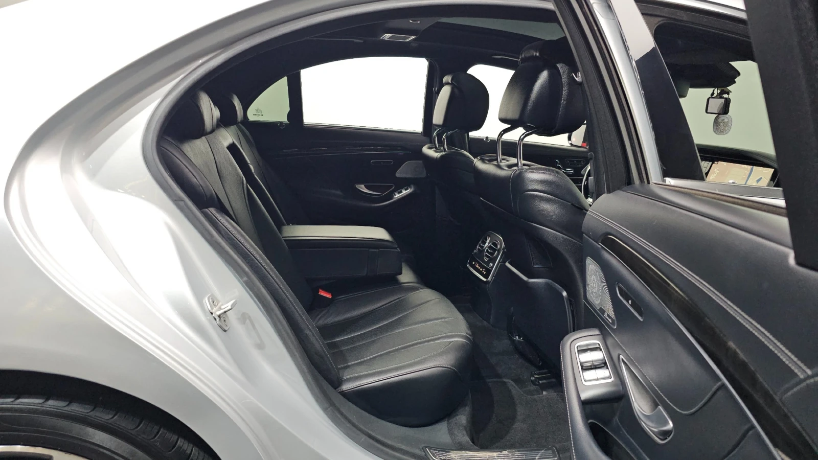 Mercedes-Benz S 350 : S350 BlueTEC 4MATIC | 360  Камера | Soft Close |, снимка 6 - Автомобили и джипове - 54932849