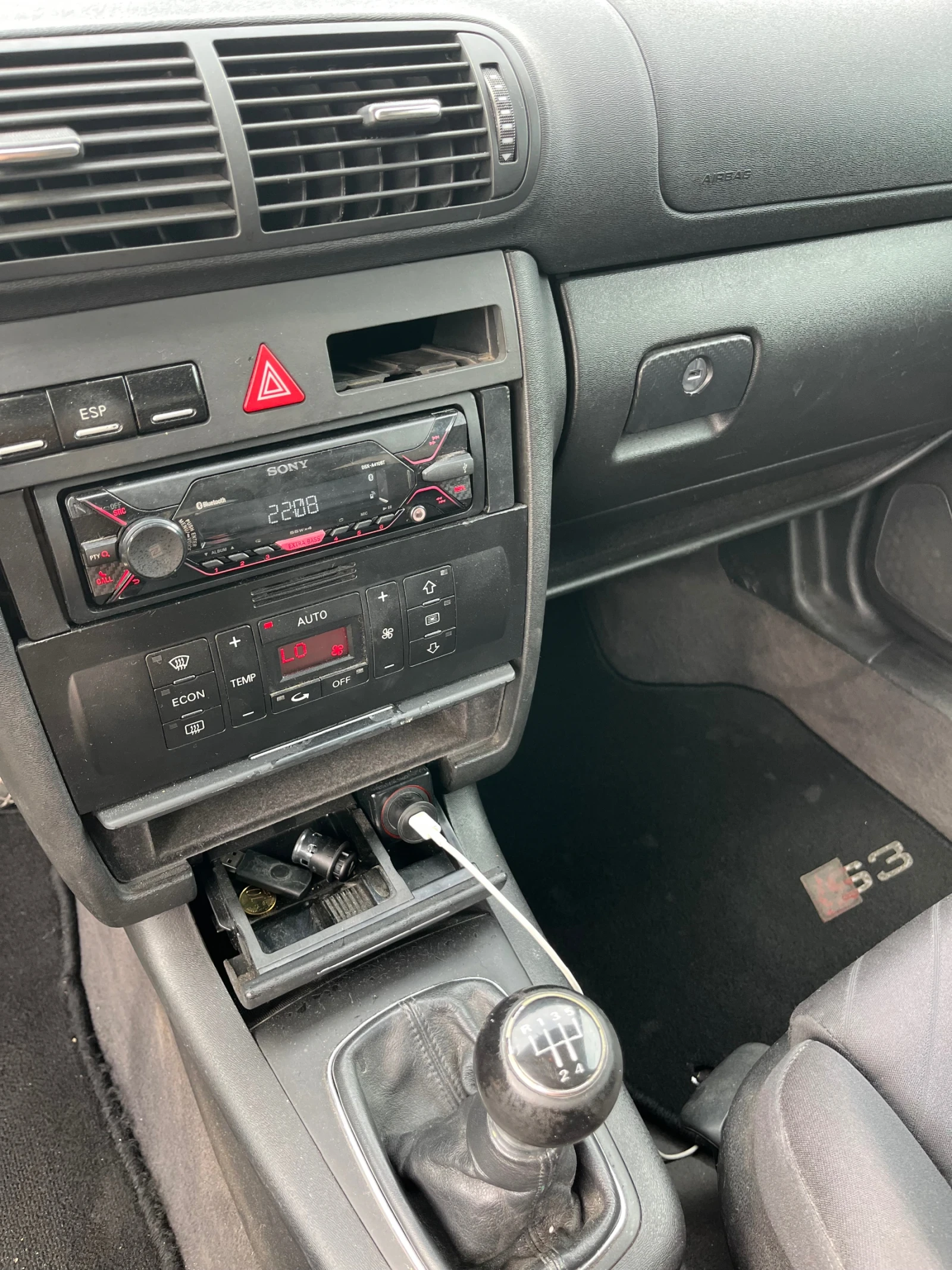 Audi A3 1.8t, снимка 10 - Автомобили и джипове - 55014732