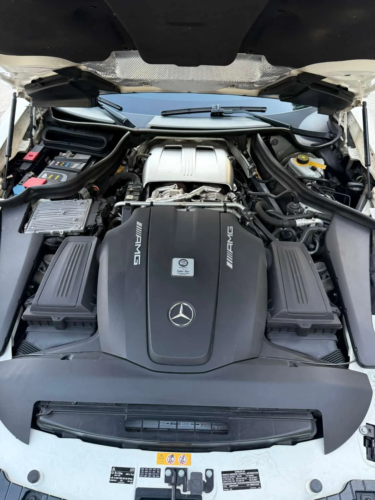 Mercedes-Benz AMG GT C CARFAX, снимка 12 - Автомобили и джипове - 55219188