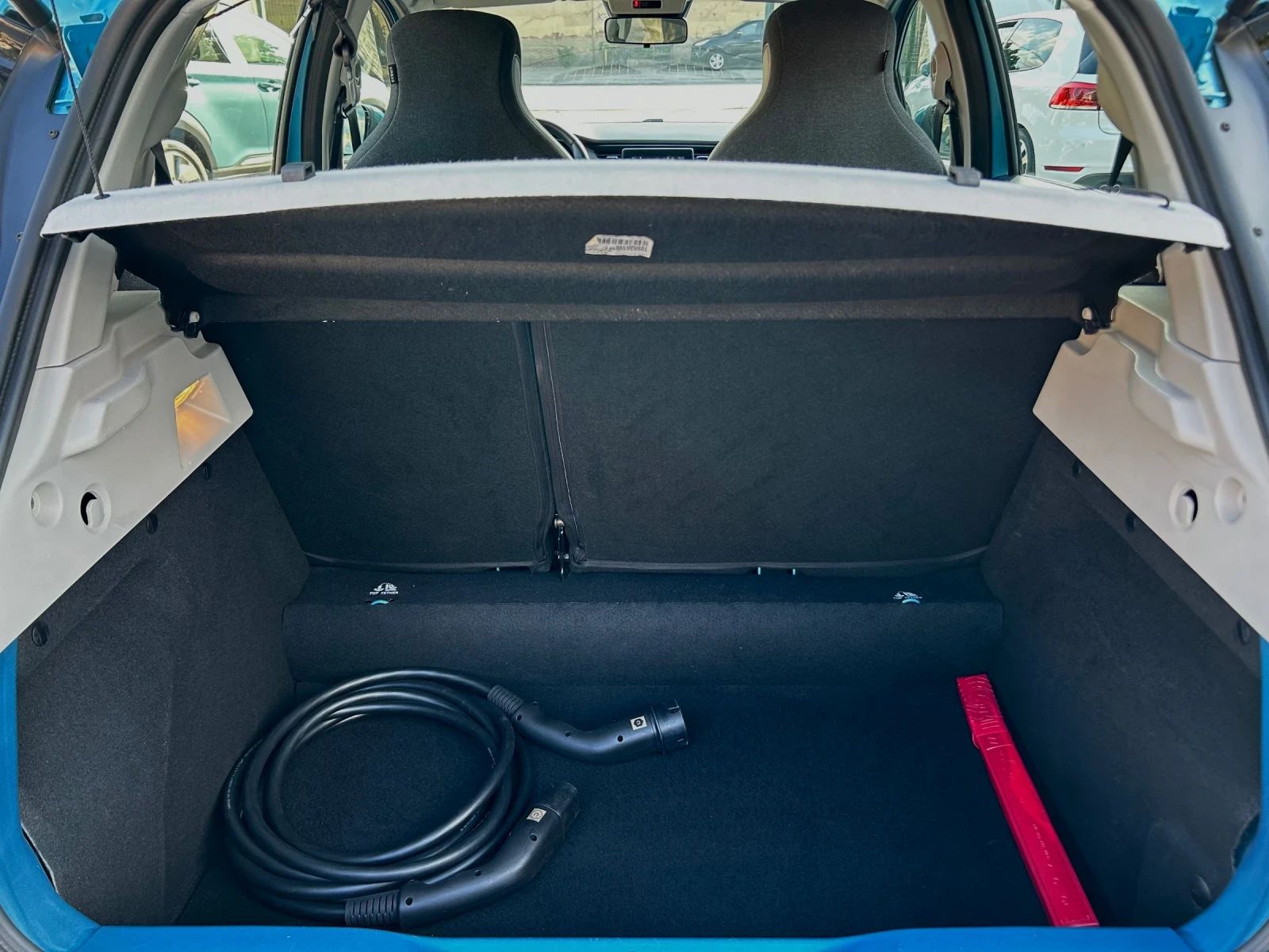 Renault Zoe R135 | Experience | CCS| 52 KW| 60, 000 км., снимка 13 - Автомобили и джипове - 55628585