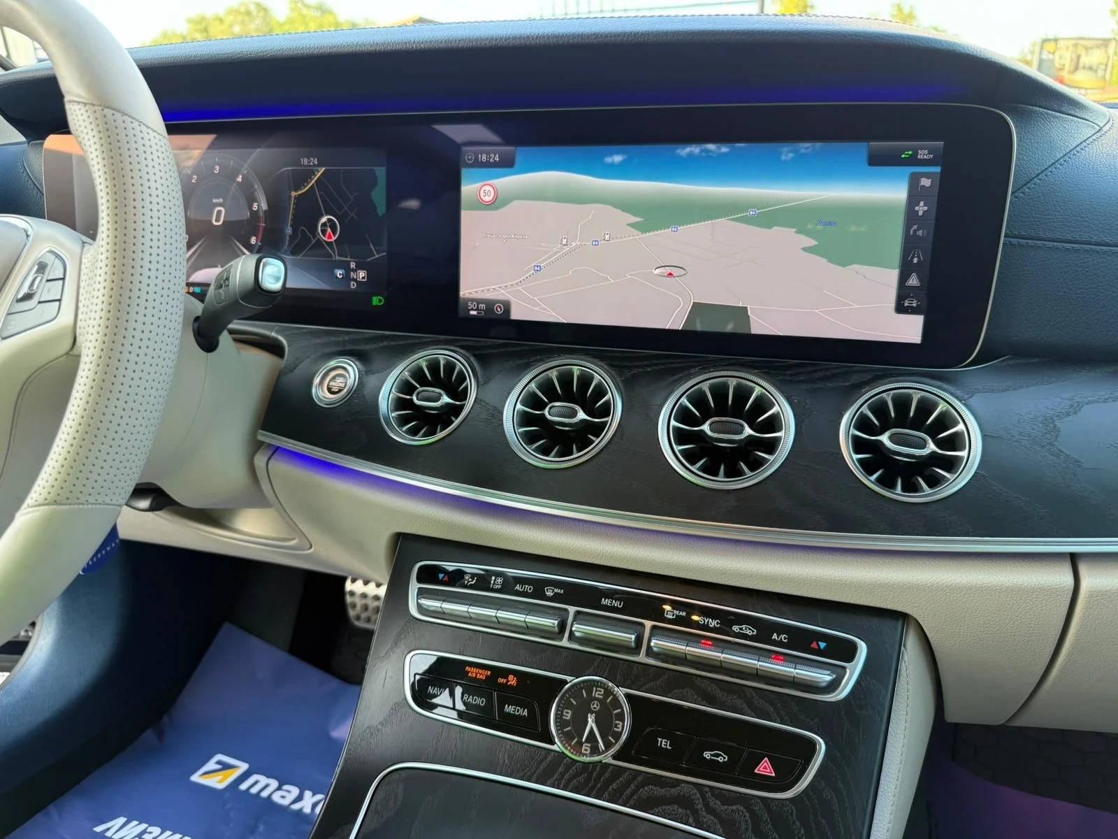 Mercedes-Benz E 220 AMG, 4MATIC, 9 G, DIGITAL HEAD-UP, FULL , снимка 13 - Автомобили и джипове - 55686874