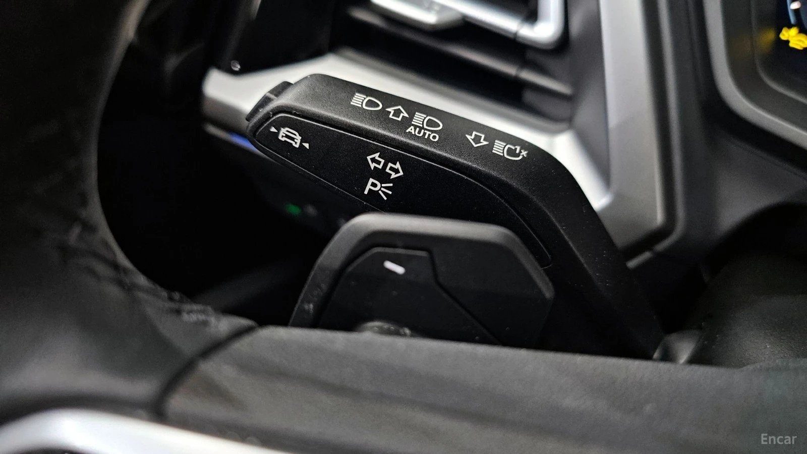Audi E-Tron Q4 45 PREMIUM, снимка 17 - Автомобили и джипове - 56325146