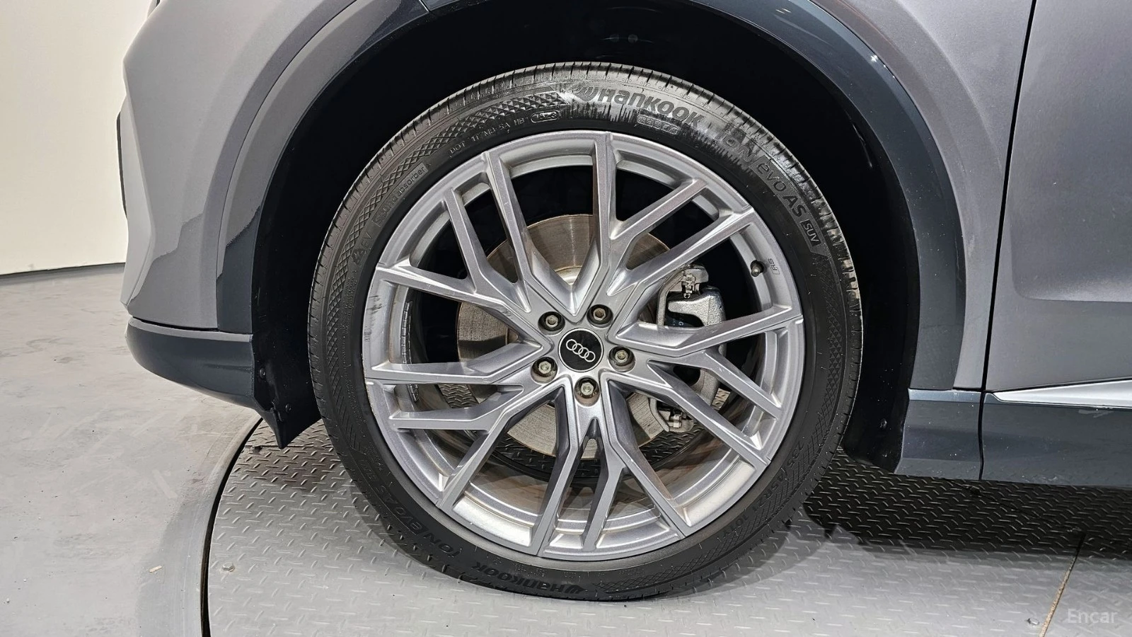 Audi E-Tron Q4 45 PREMIUM, снимка 5 - Автомобили и джипове - 56325146
