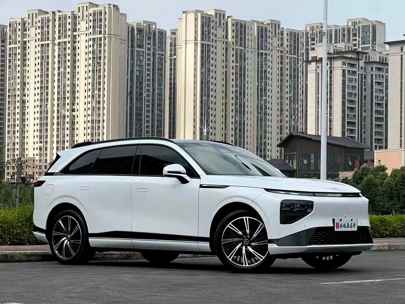 Xpeng G9, снимка 2 - Автомобили и джипове - 56730458