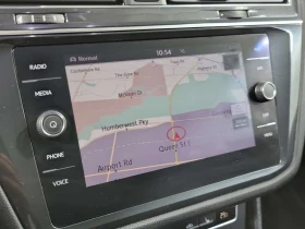 VW Tiguan * COMFORTLINE * CARFAX * ПОДГРЕВИ* 2 КЛЮЧА* ПАНОРА, снимка 11