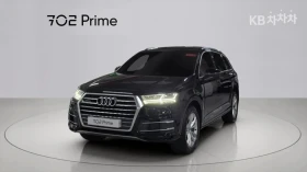 ������ Audi Q7