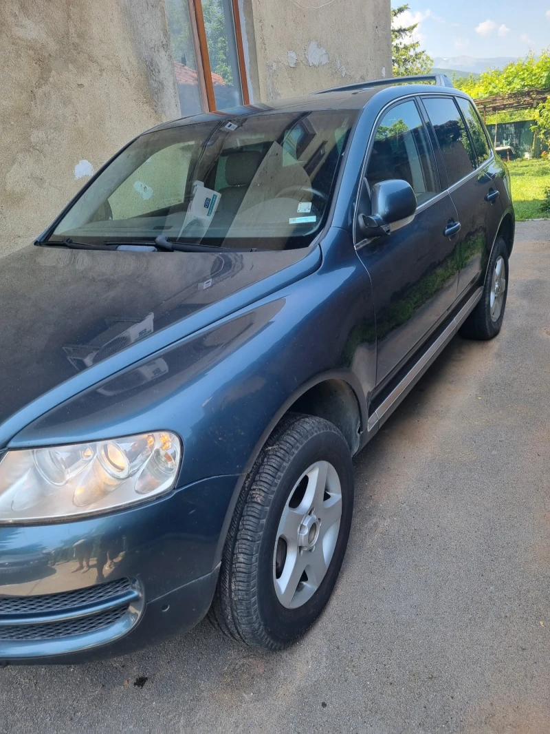 VW Touareg, снимка 2 - Автомобили и джипове - 52544209