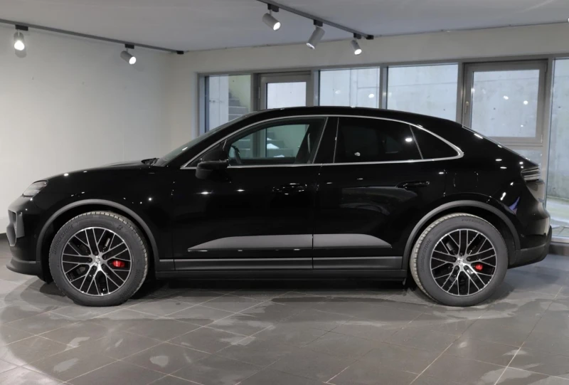 Porsche Macan 4S/ELECTRIC/NEW MODEL/360/PANO/LED PDLS/, снимка 3 - Автомобили и джипове - 50795994