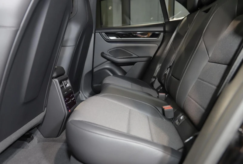 Porsche Macan 4S/ELECTRIC/NEW MODEL/360/PANO/LED PDLS/, снимка 15 - Автомобили и джипове - 50795994