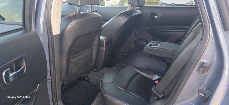 Nissan Qashqai 2.0DCI $ 4x4 $ Панорама $ Теглич $ Ксенон $ Кожа $, снимка 9 - Автомобили и джипове - 53113814