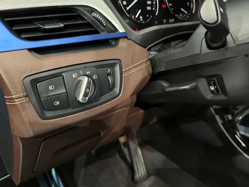 BMW X1 xDrive 20I M Sport, снимка 13 - Автомобили и джипове - 54895482