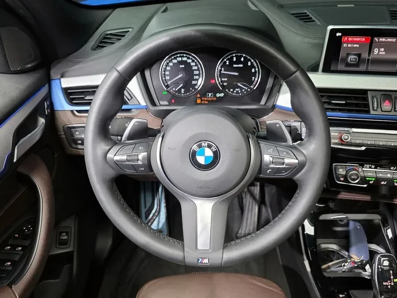 BMW X1 xDrive 20I M Sport, снимка 12 - Автомобили и джипове - 54895482