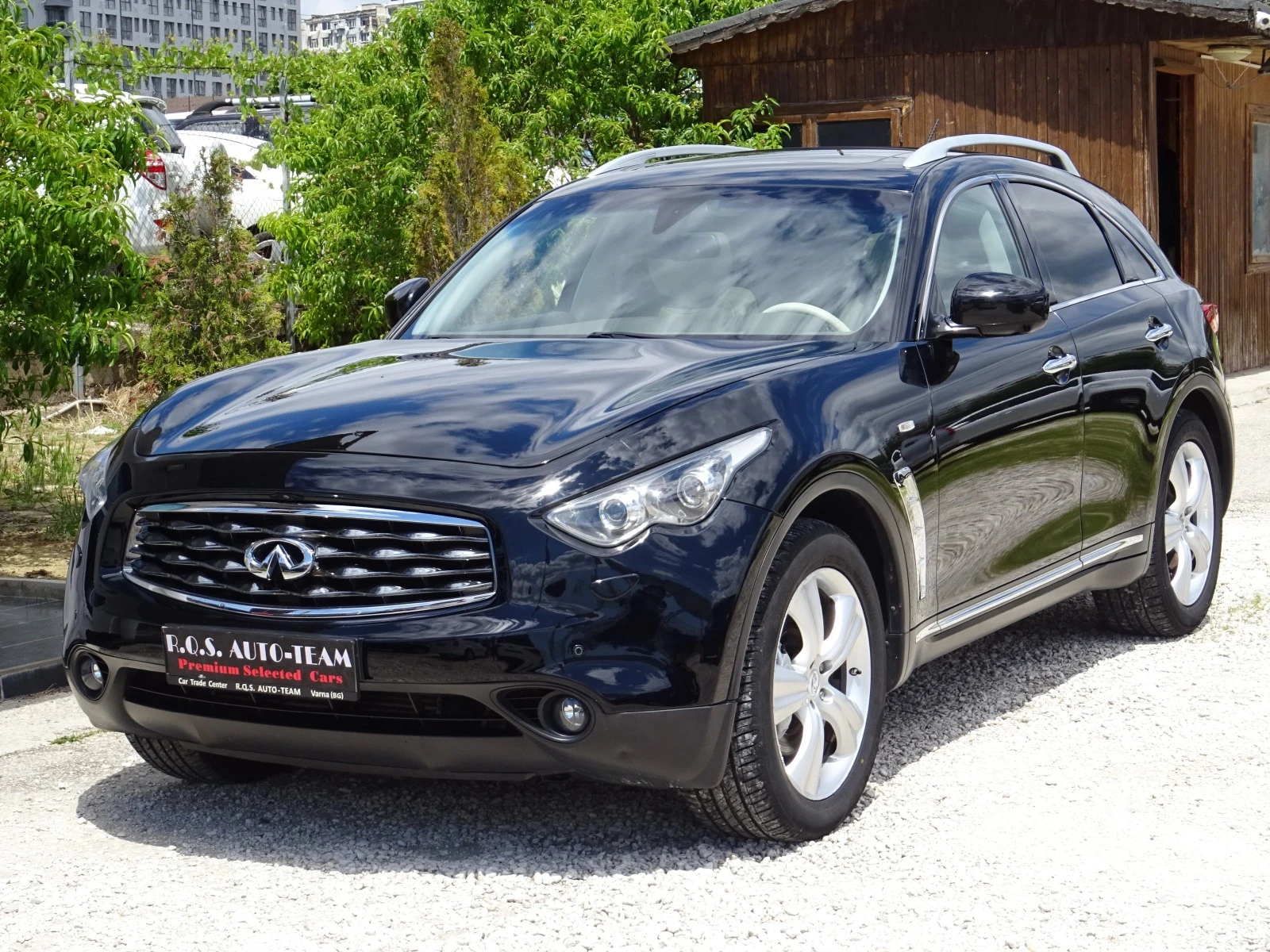 Infiniti Fx 30 d Aut. AWD 5вр. Black and White Edition - [1] 