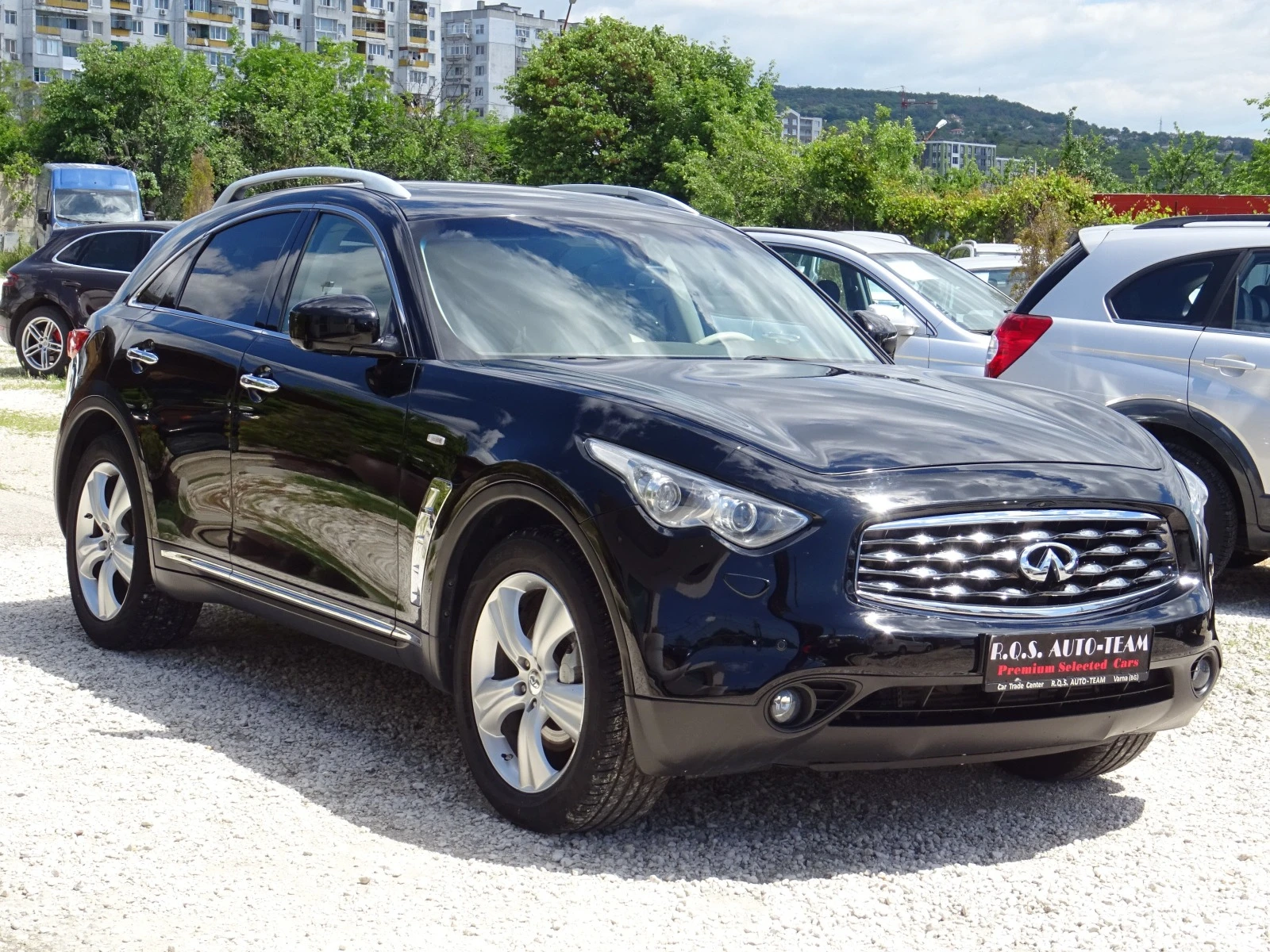 Infiniti Fx 30 d Aut. AWD 5вр. Black and White Edition - изображение 6