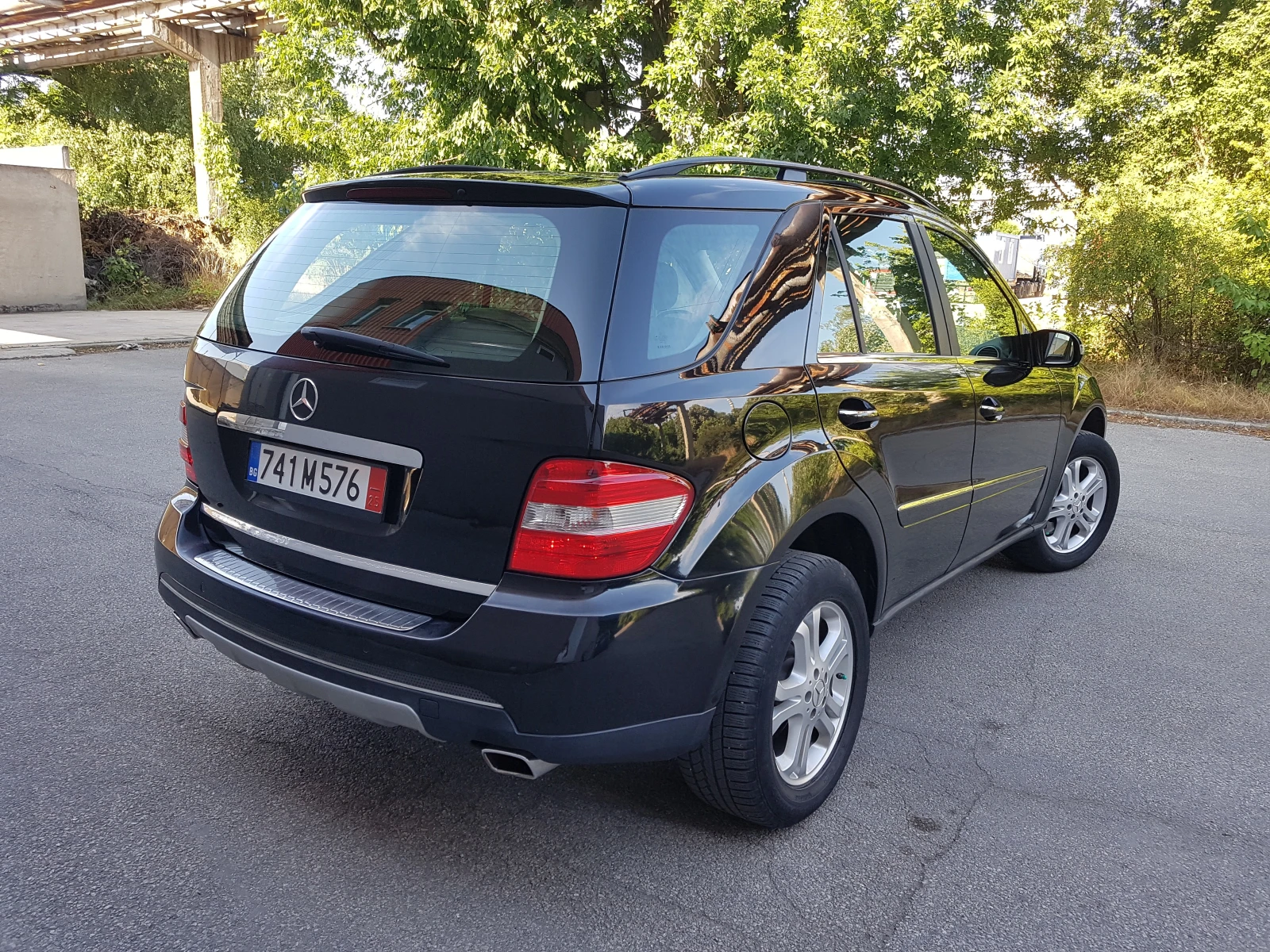 Mercedes-Benz ML 500  - изображение 5