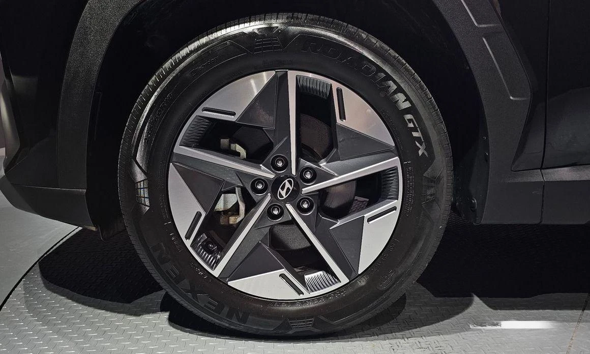 Hyundai Tucson Gasoline 1.6 Turbo 2WD Modern - изображение 5