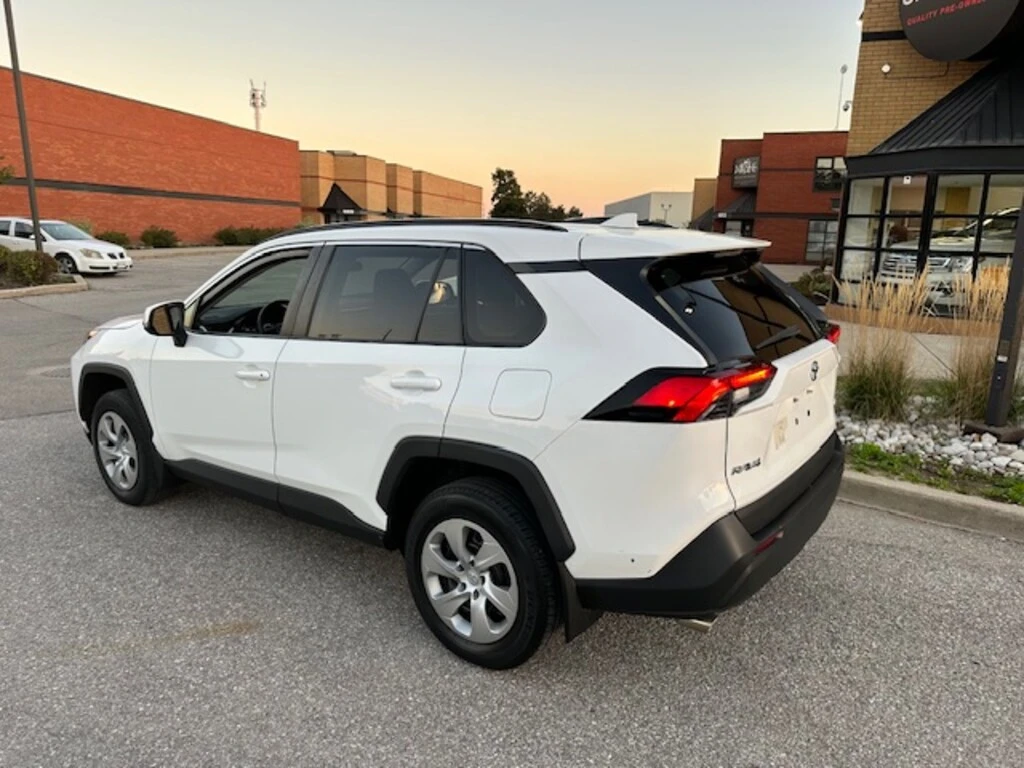 Toyota Rav4 * FWD* HEATED SEATS* BACK UP CAMERA* APPLE CAR PLA | Mobile.bg   4