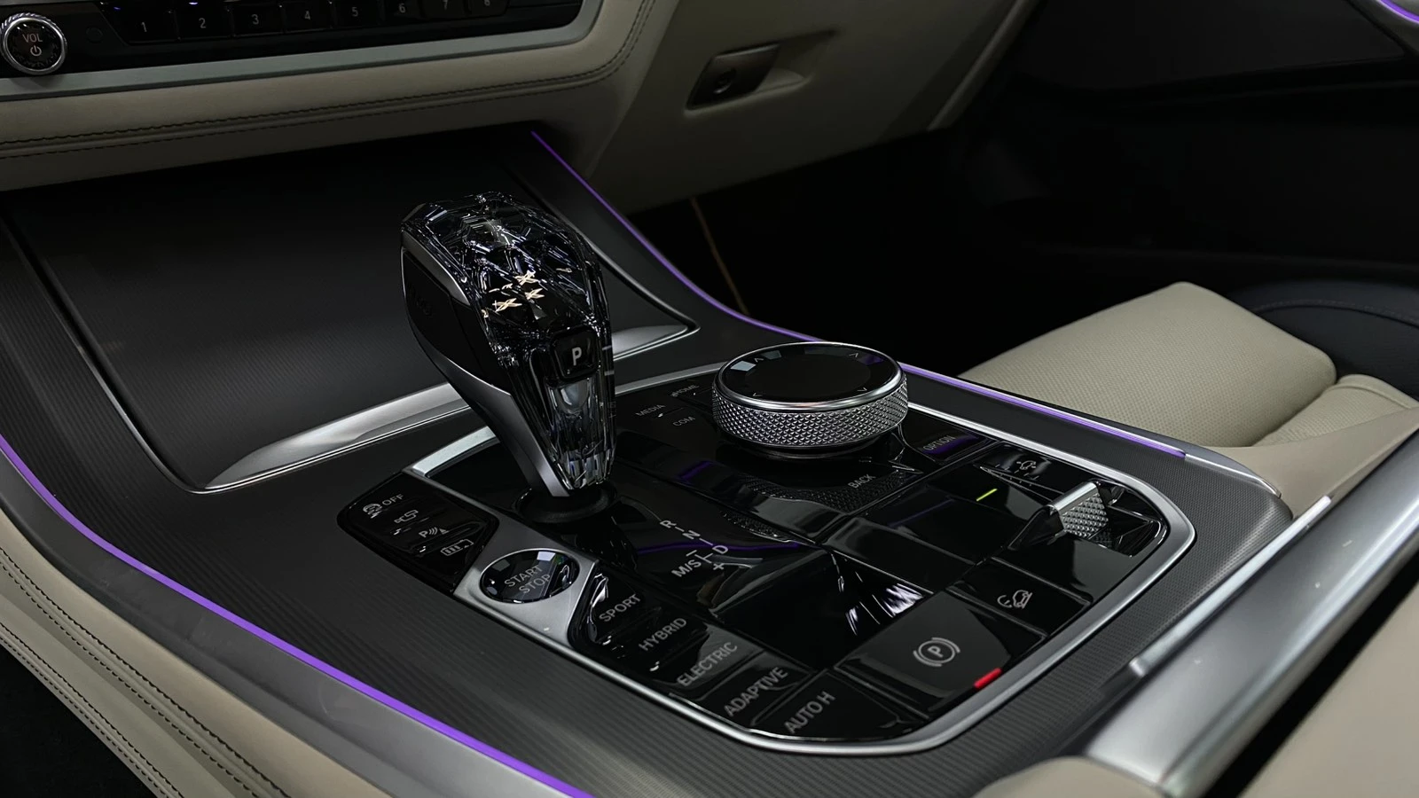 BMW X5 45e* INDIVIDUAL* M SPORT* SKY LOUNGE* FULL  | Mobile.bg � ����������� 12