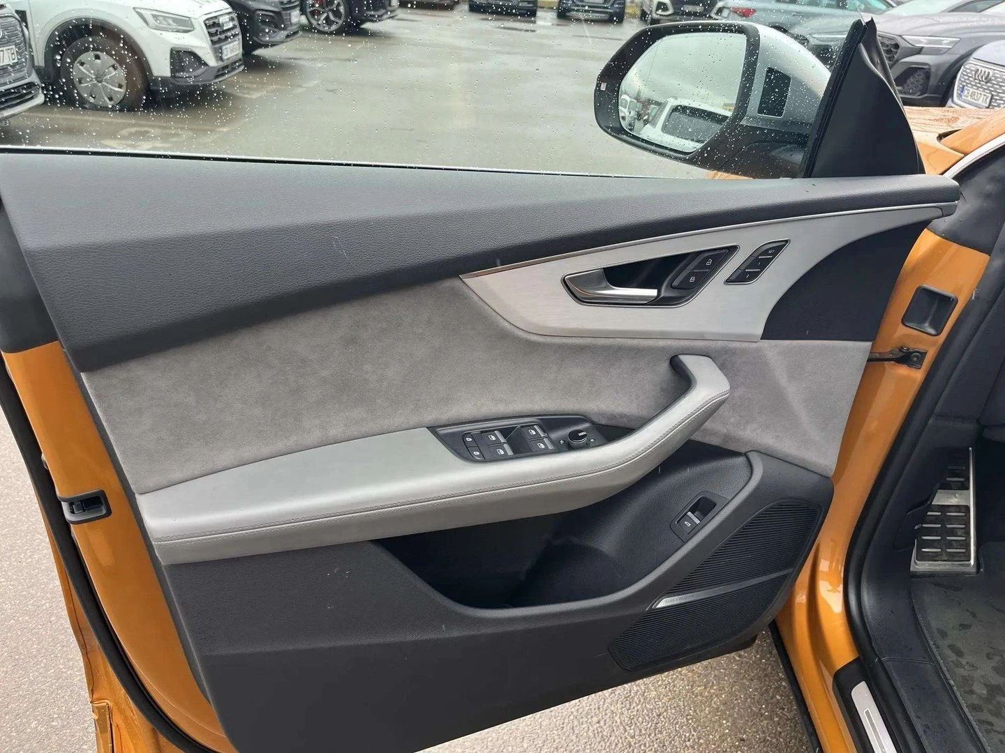 Audi SQ8 TFSI quattro - изображение 5