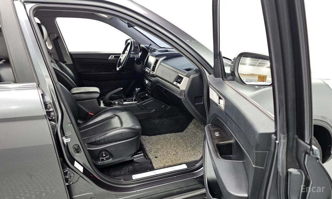 SsangYong Rexton, снимка 11 - Автомобили и джипове - 53771825