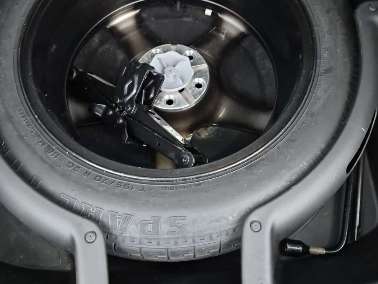 Jeep Grand cherokee * SRT * ПАНОРАМА* ПОДГРЕВ* ОБДУХВАНЕ* , снимка 14 - Автомобили и джипове - 54190238