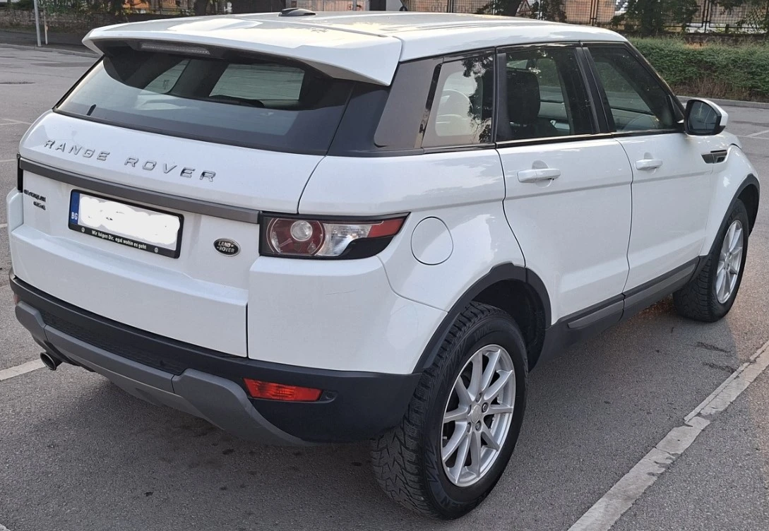Land Rover Range Rover Evoque 2.2D 150 PH БАРТЕР!, снимка 5 - Автомобили и джипове - 54777803