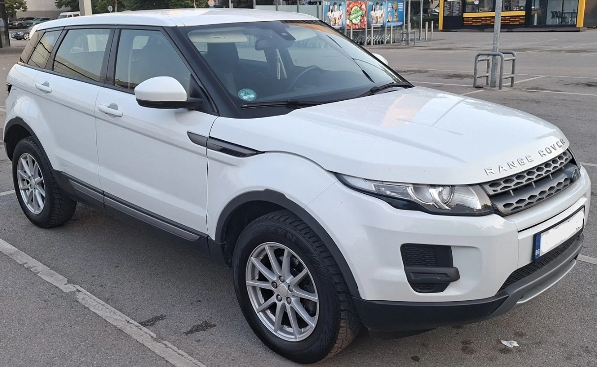 Land Rover Range Rover Evoque 2.2D 150 PH БАРТЕР!, снимка 7 - Автомобили и джипове - 54777803