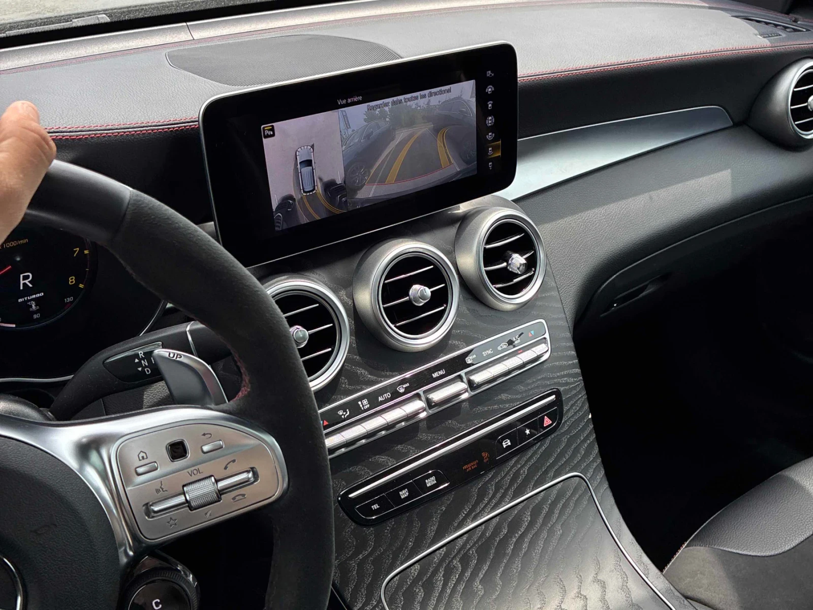 Mercedes-Benz GLC 43 AMG ДИСТРОНИК * ПОДГРЕВ * ПАНОРАМА * 360 * BURMESTER, снимка 7 - Автомобили и джипове - 54803257