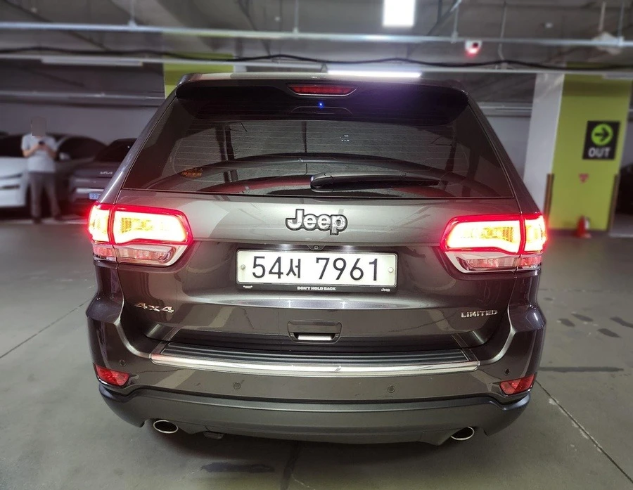 Jeep Grand cherokee 3.6 LIMITED| ПОДГРЕВ/ОБДУХ| ПАНОРАМА| , снимка 2 - Автомобили и джипове - 55002938