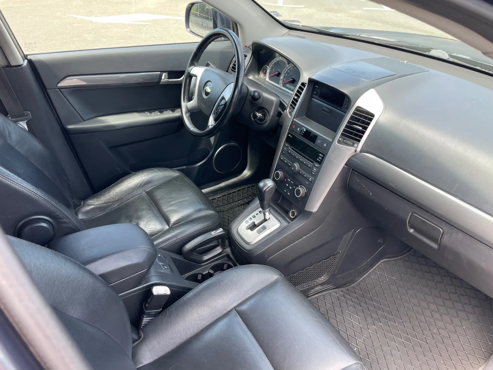 Chevrolet Captiva 7 места / 4x4, снимка 8 - Автомобили и джипове - 55046117