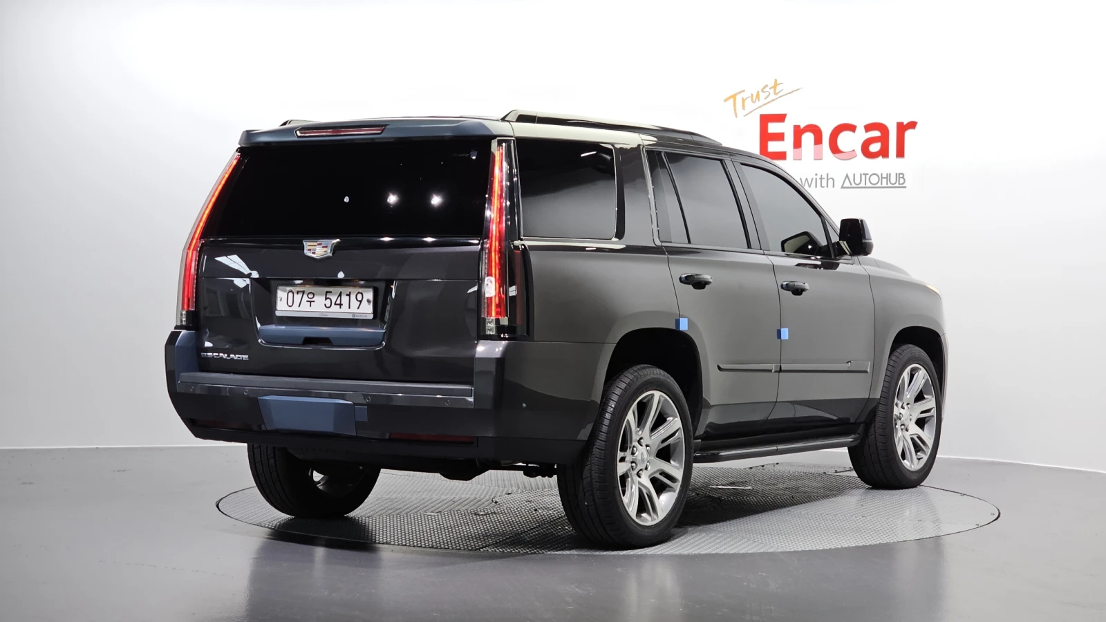 Cadillac Escalade 6.2* ЕЛ. БАГАЖНИК* HUD* 360* BLIND SPOT* КРАЙНА ЦЕ, снимка 2 - Автомобили и джипове - 55243758