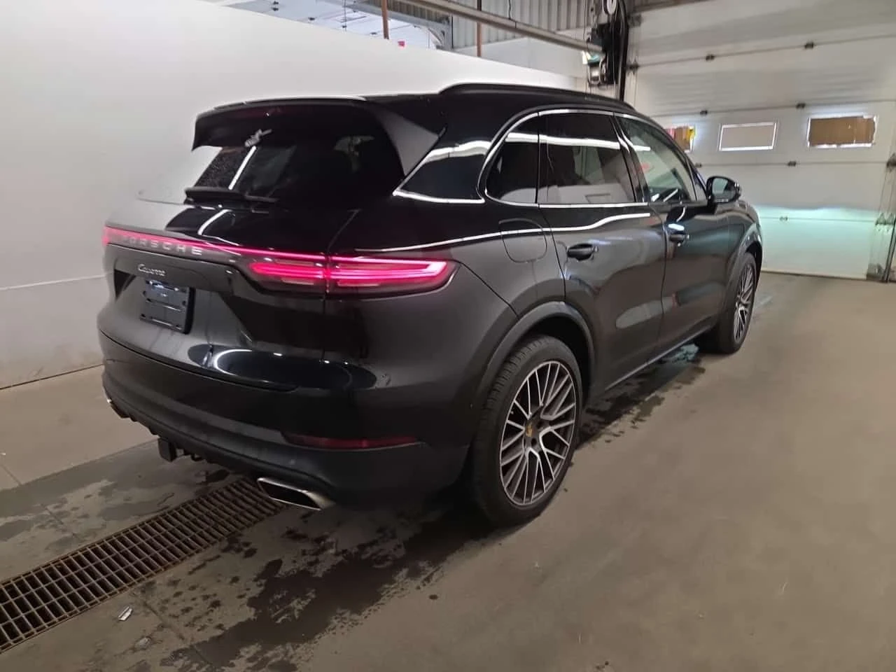 Porsche Cayenne AWD | CARFAX | ���������� ��� ������������ ������ | Mobile.bg � ����������� 3