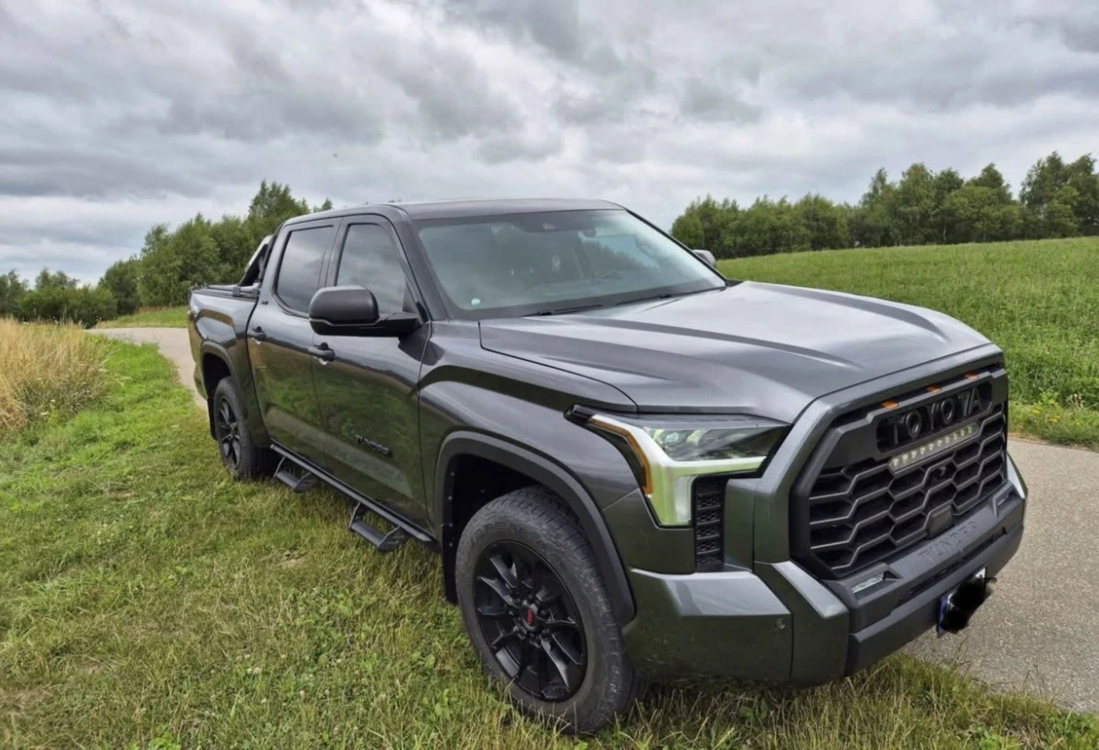 Toyota Tundra SR5 CREWMAX 4x4 | Mobile.bg � ����������� 4