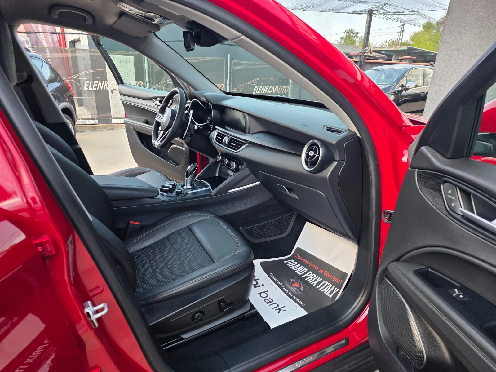 Alfa Romeo Stelvio 2.2 JTD - 210 к.с-EURO 6b-4x4-АВТОМАТИК-ШВЕЙЦАРИЯ, снимка 14 - Автомобили и джипове - 55683614