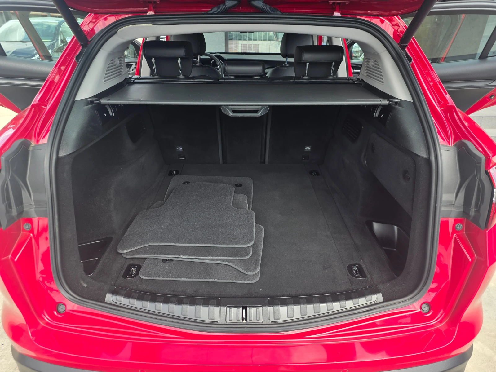 Alfa Romeo Stelvio 2.2 JTD - 210 к.с-EURO 6b-4x4-АВТОМАТИК-ШВЕЙЦАРИЯ, снимка 16 - Автомобили и джипове - 55683614