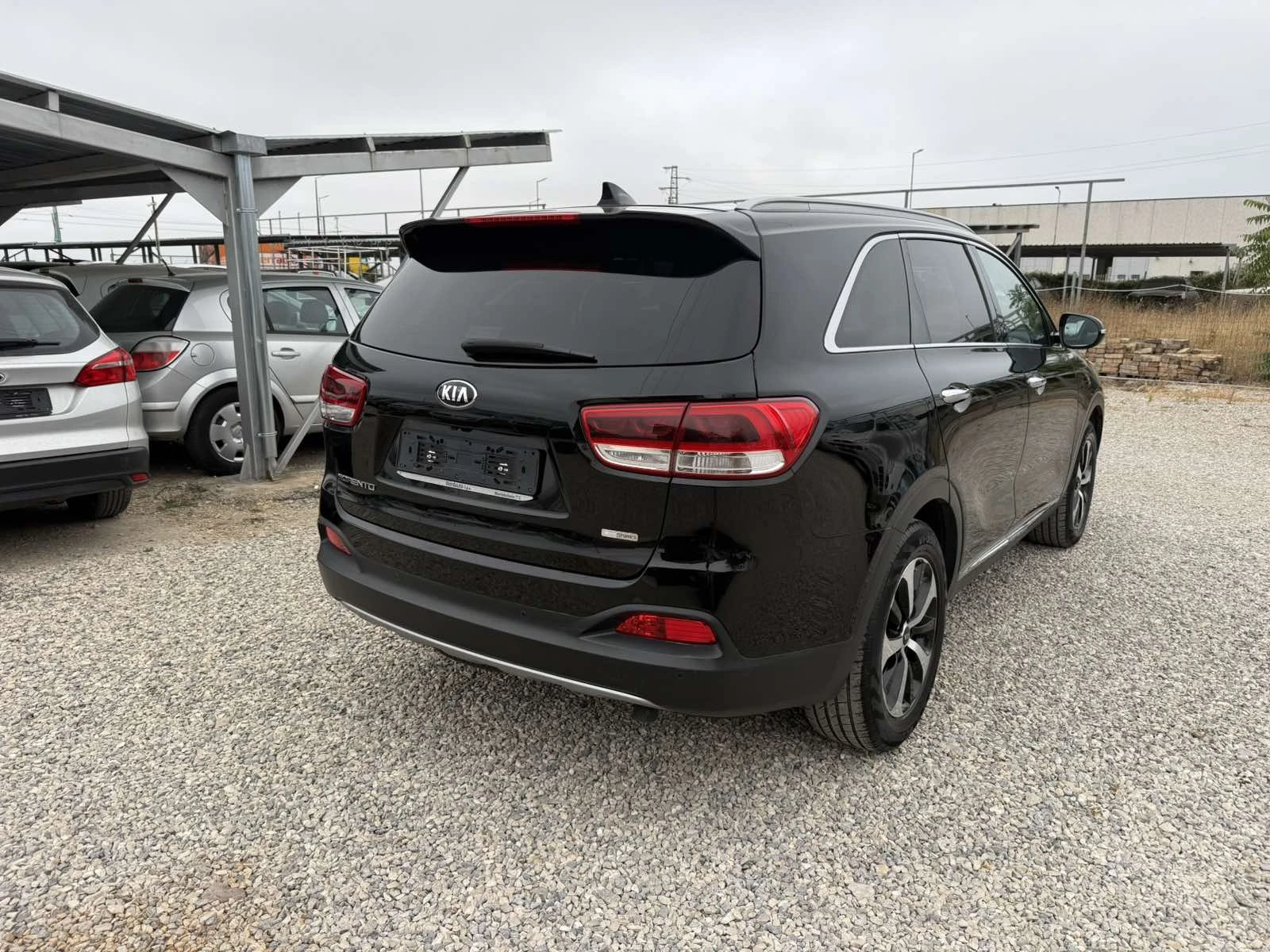 Kia Sorento 2.2CRDI 7места Реални км., снимка 6 - Автомобили и джипове - 55843654