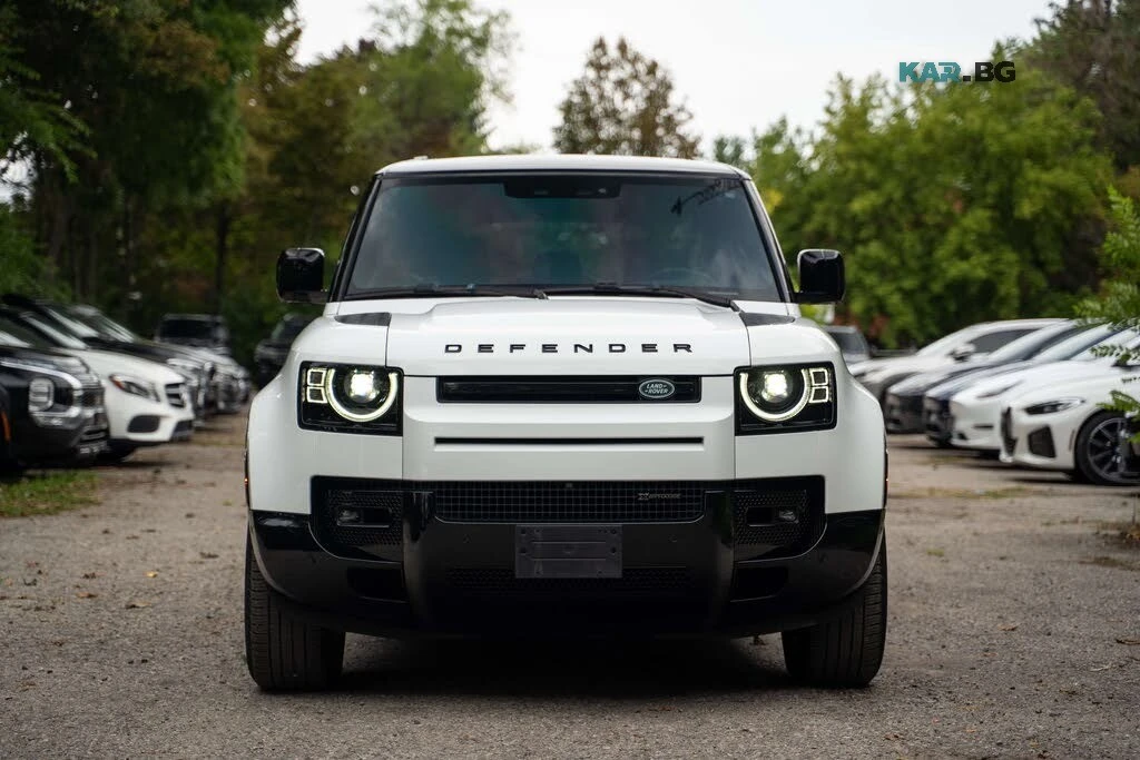 Land Rover Defender X-Dynamic SE * AWD * АвтоКредит (ЦЕНА ДО БГ), снимка 3 - Автомобили и джипове - 56134987