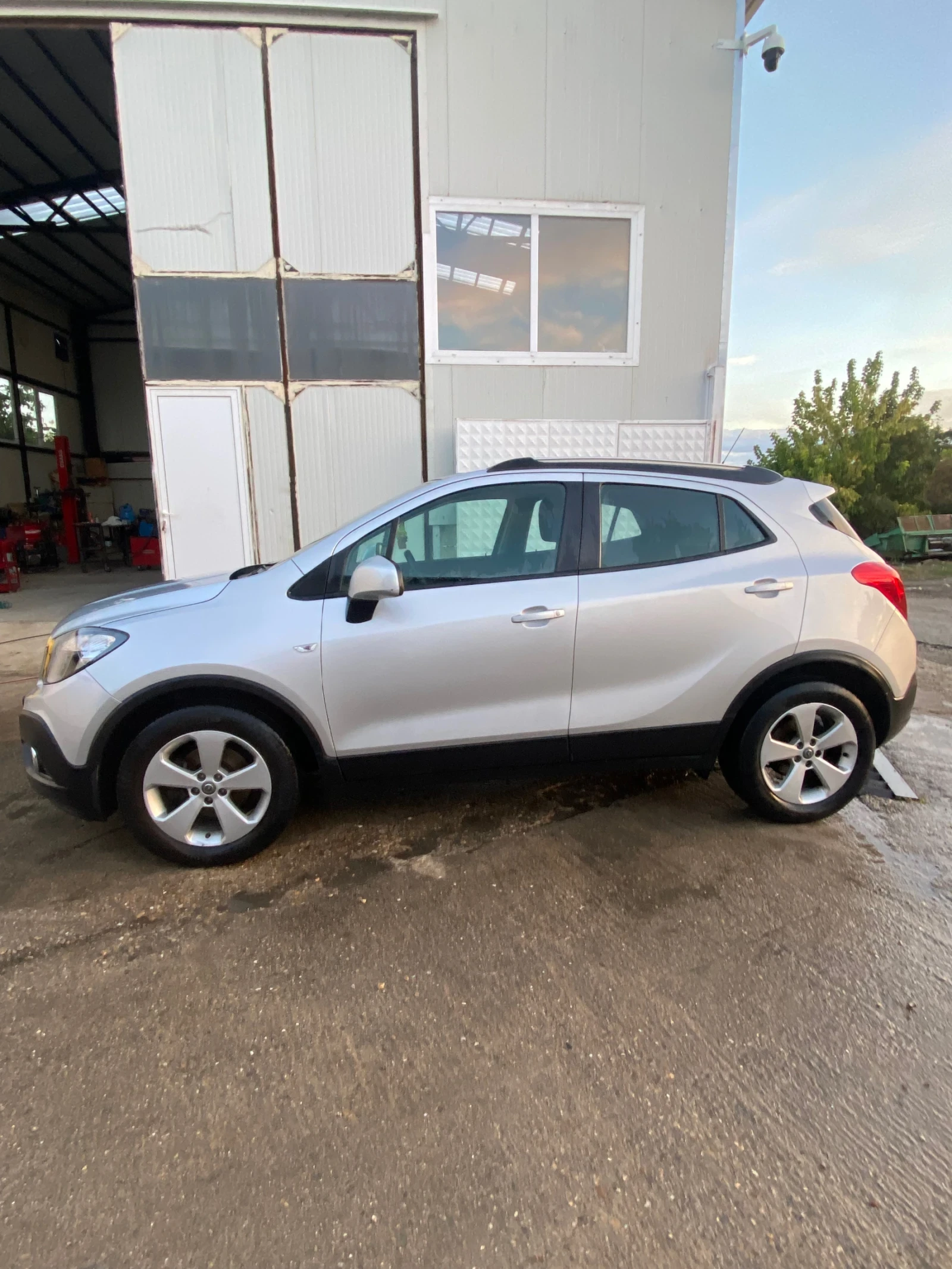 Opel Mokka, снимка 5 - Автомобили и джипове - 56273341