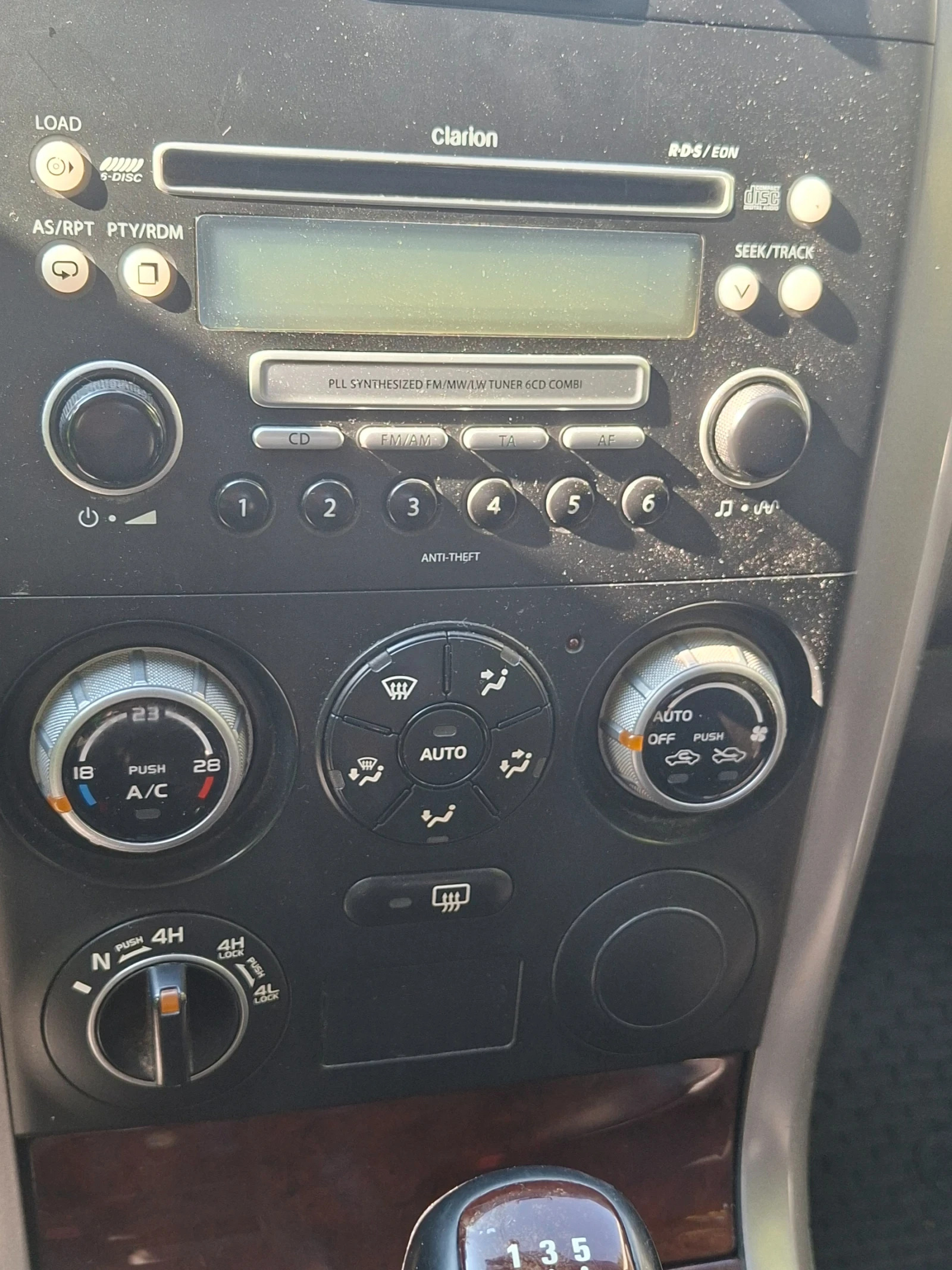 Suzuki Grand vitara, снимка 6 - Автомобили и джипове - 56370012