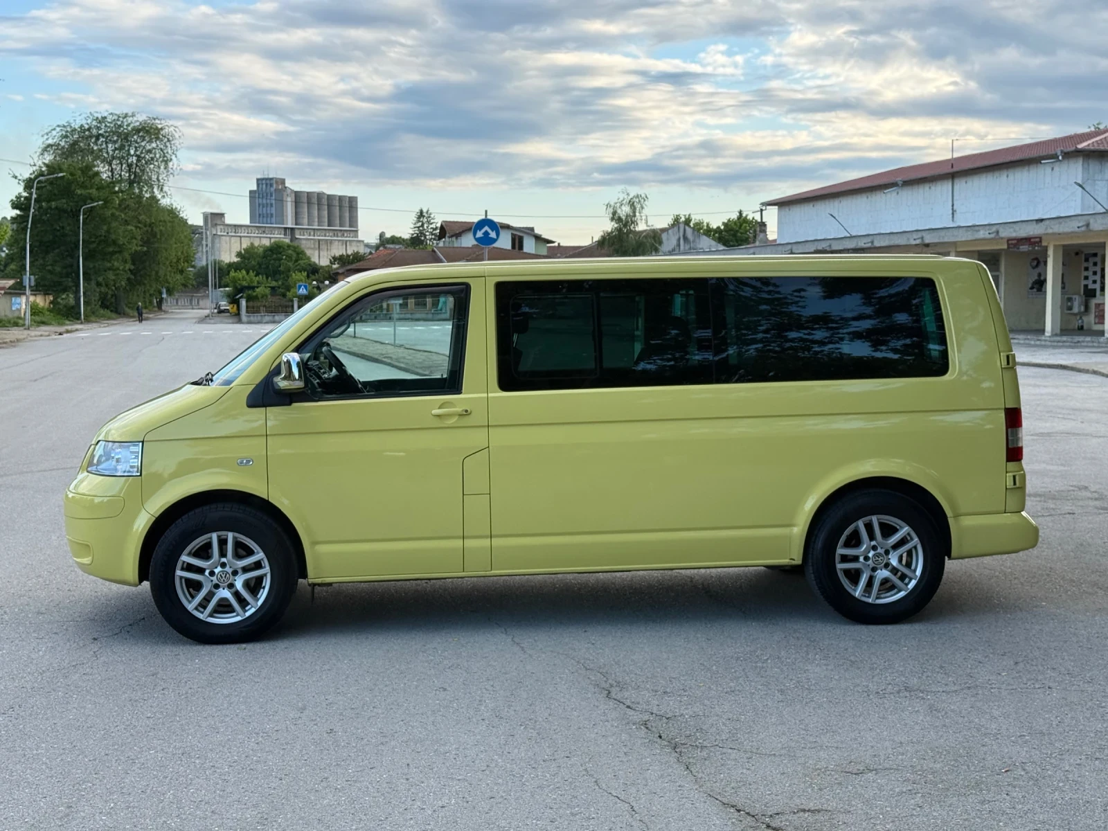 VW T5 2.5TDI CARAVELLE - изображение 5