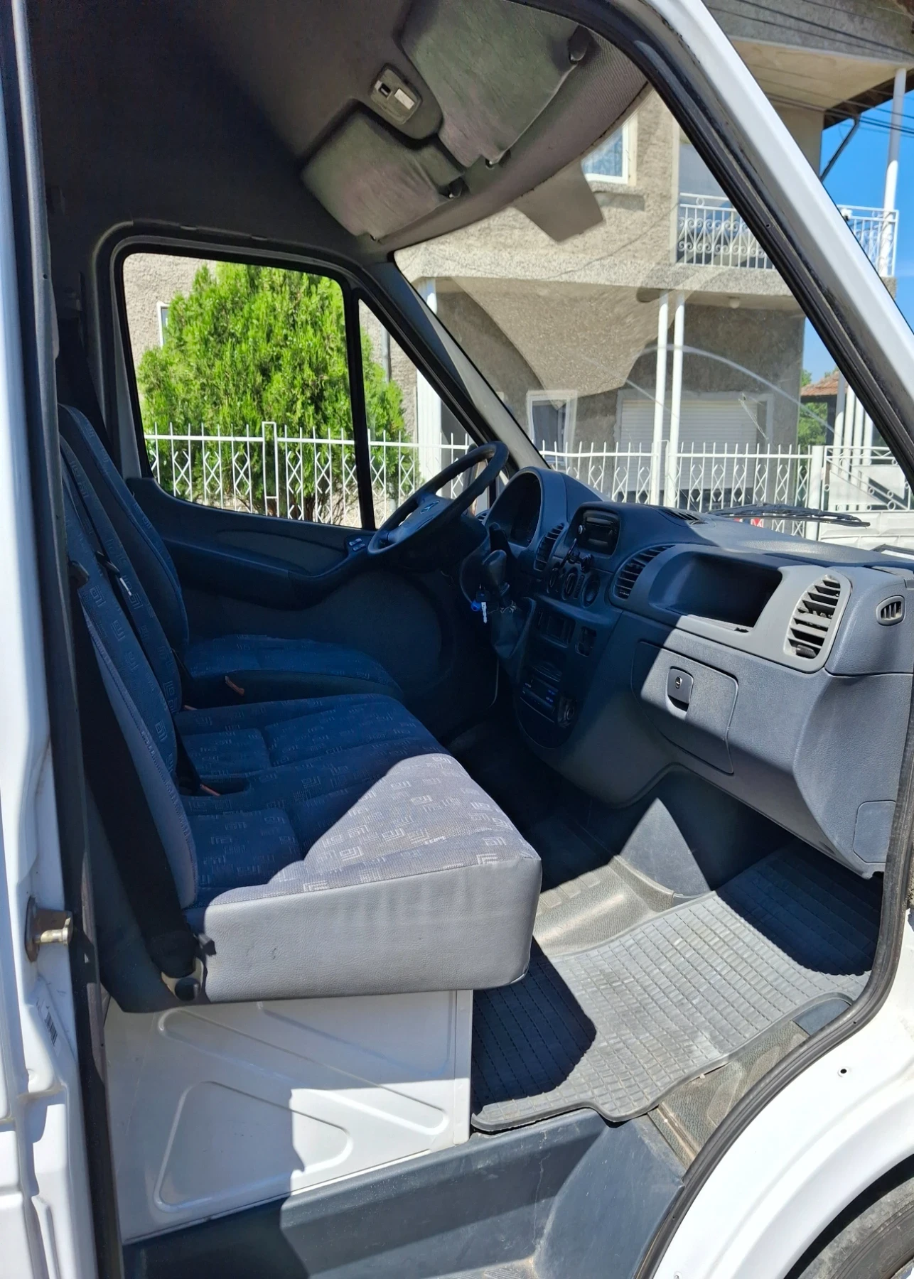 Mercedes-Benz Sprinter 211 - изображение 6