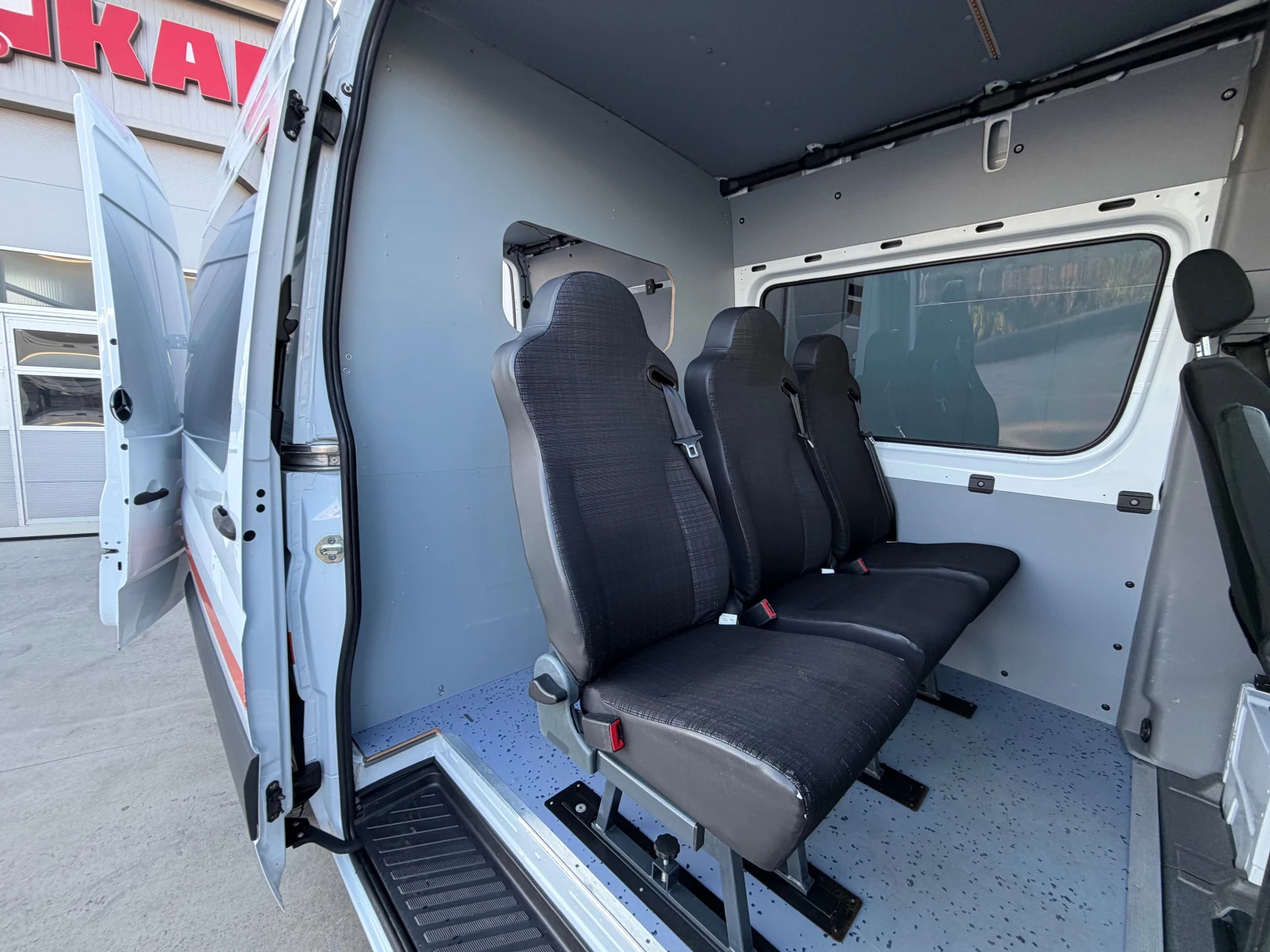 Mercedes-Benz Sprinter 319 V6!6-������!FULL!EURO6!���! | Mobile.bg � ����������� 11