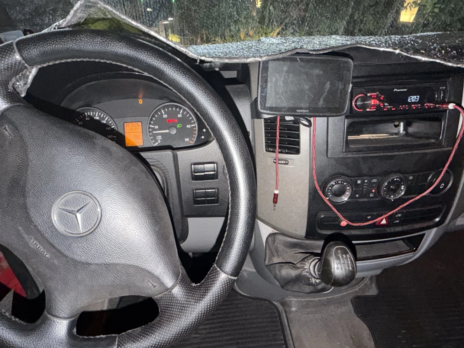 Mercedes-Benz Sprinter 318 3.0 CDI V6, снимка 16 - Бусове и автобуси - 55880168