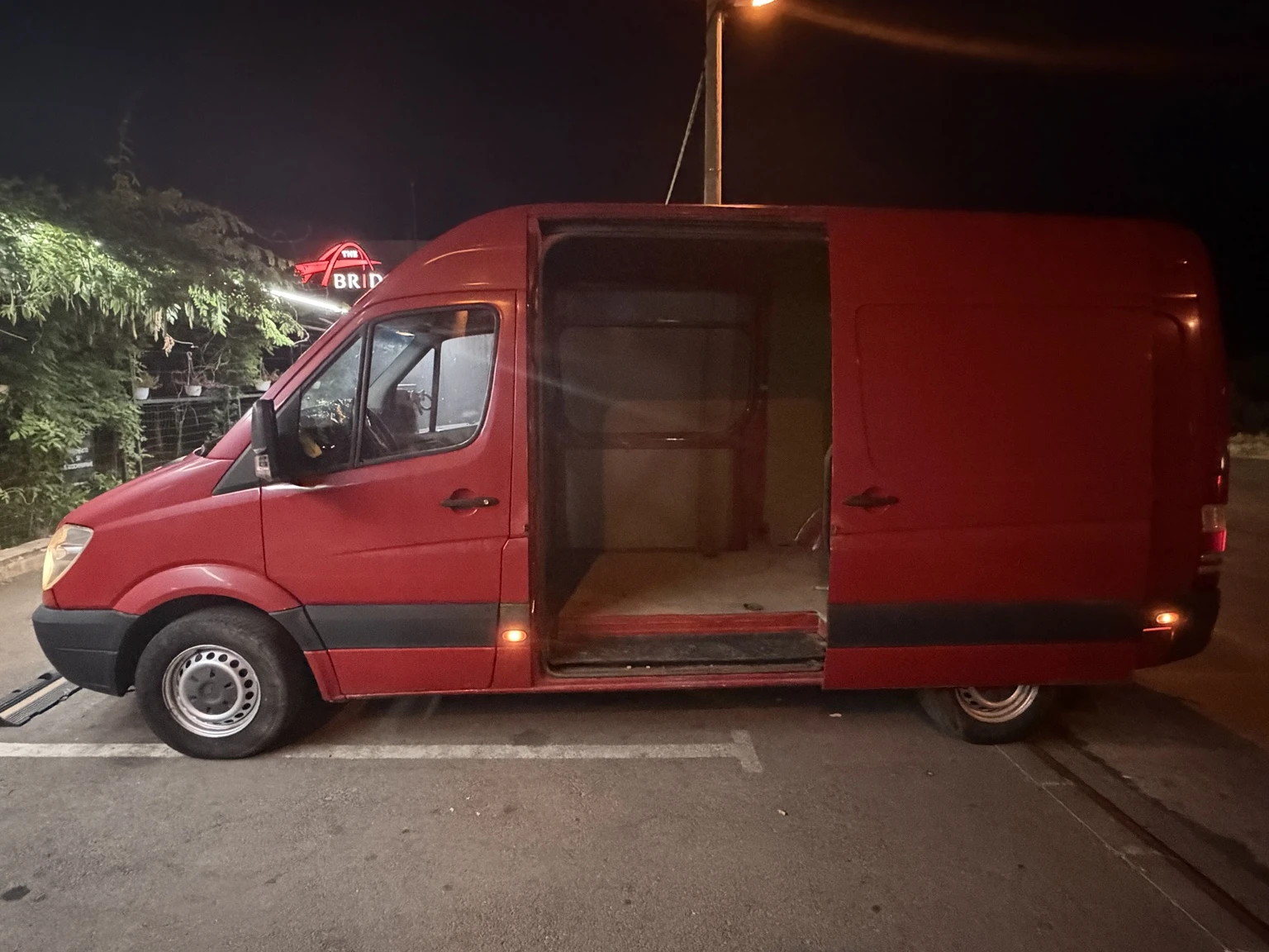 Mercedes-Benz Sprinter 318 3.0 CDI V6, снимка 11 - Бусове и автобуси - 55880168