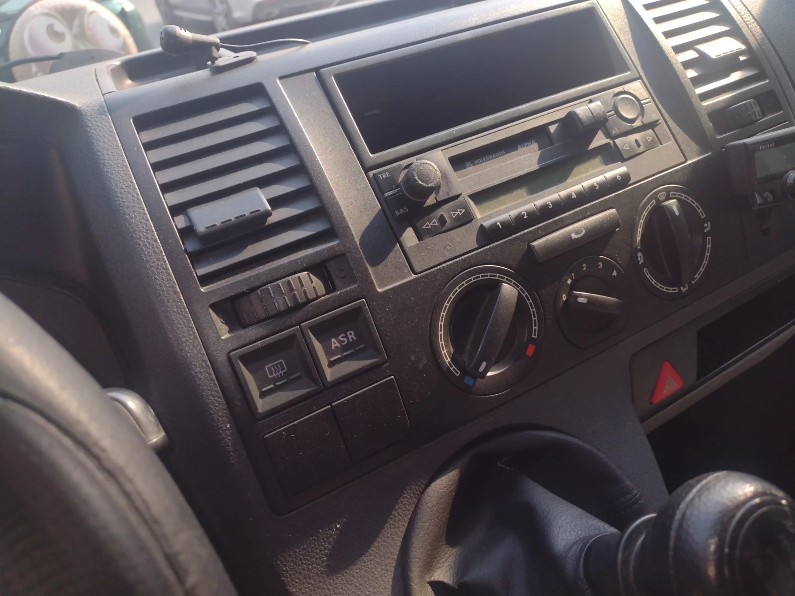 VW T5 Transporter, снимка 9 - Бусове и автобуси - 56070060