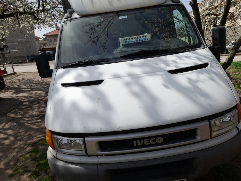 Iveco 35c13 Животновос лицензиран , снимка 1 - Камиони - 47234799