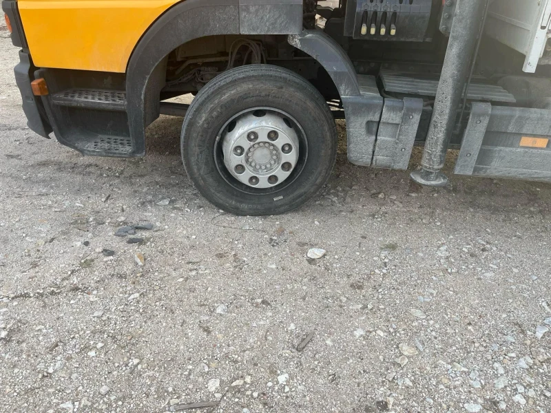 Mercedes-Benz Atego Бордови с Кран, снимка 9 - Камиони - 48529834