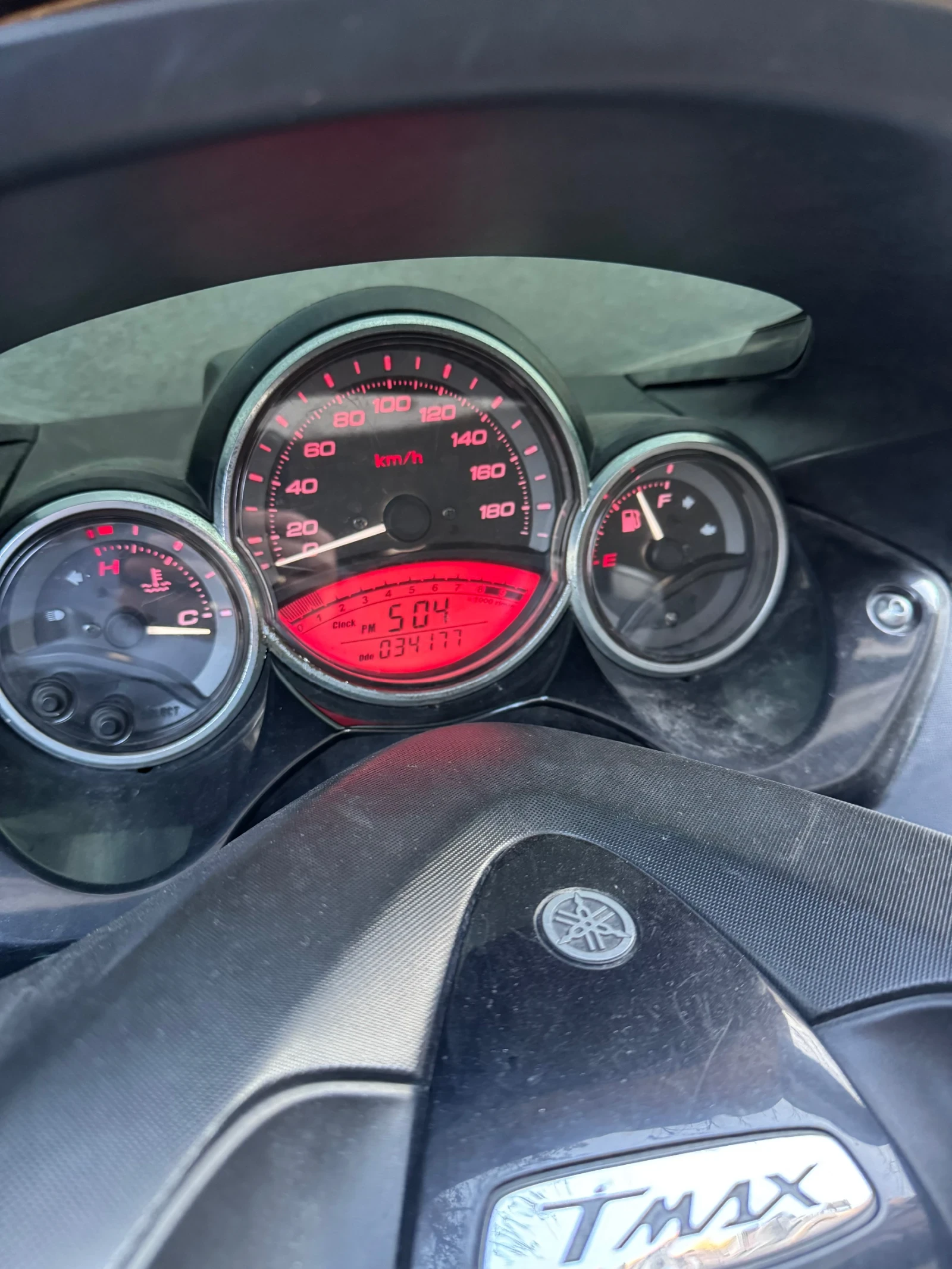 Yamaha T-max 500 къса слюда - изображение 7